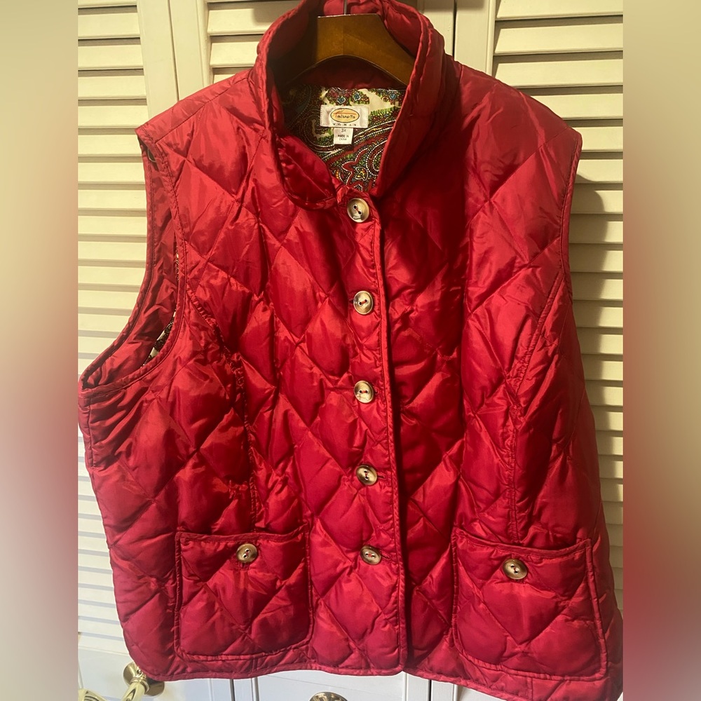 (EUC) TALBOTS WOMAN CRIMSON PUFFER VEST 3X PASILEY LINED  (EXCELLENT CONDITION)